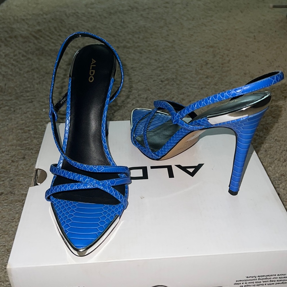 Aldo snake skin heels